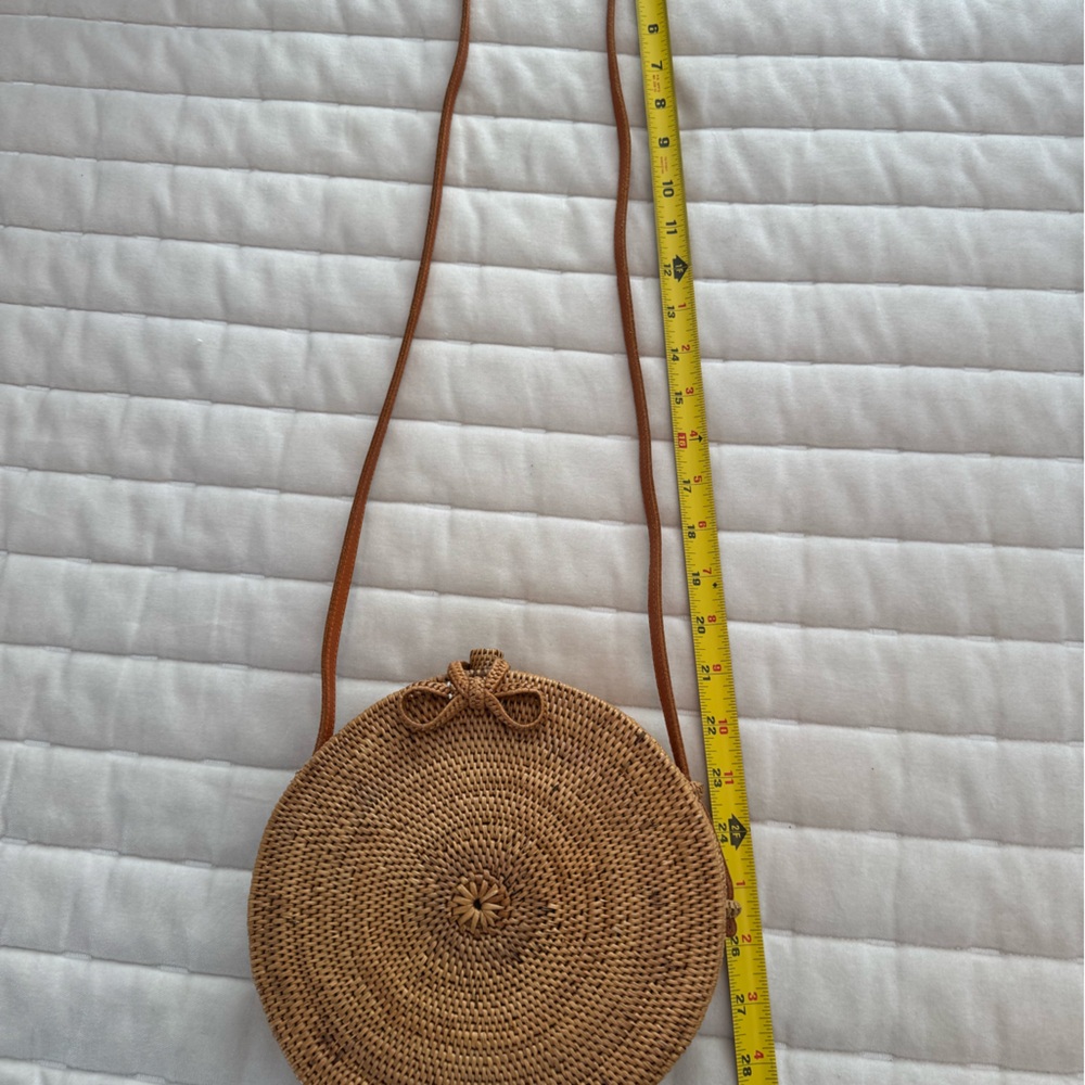 Street Level Brown and White Woven Crossbody *New ✨ - Picture 7 of 8
